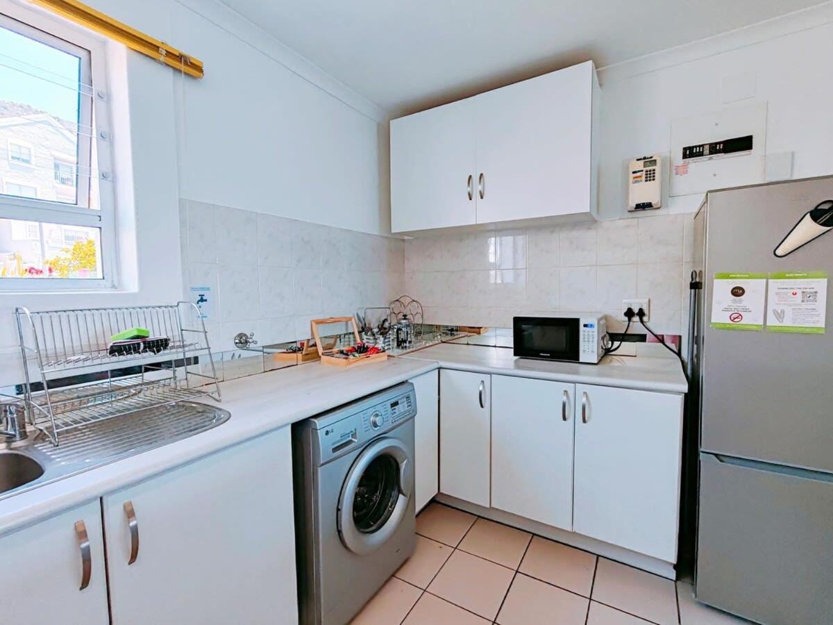 Appartamento Bay Views Simonʼs Town Esterno foto