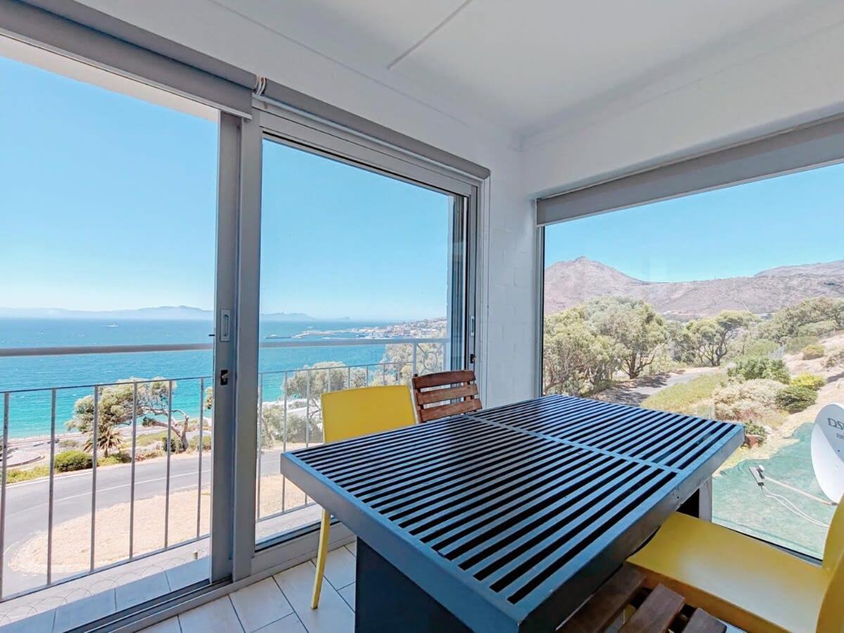 Appartamento Bay Views Simonʼs Town Esterno foto